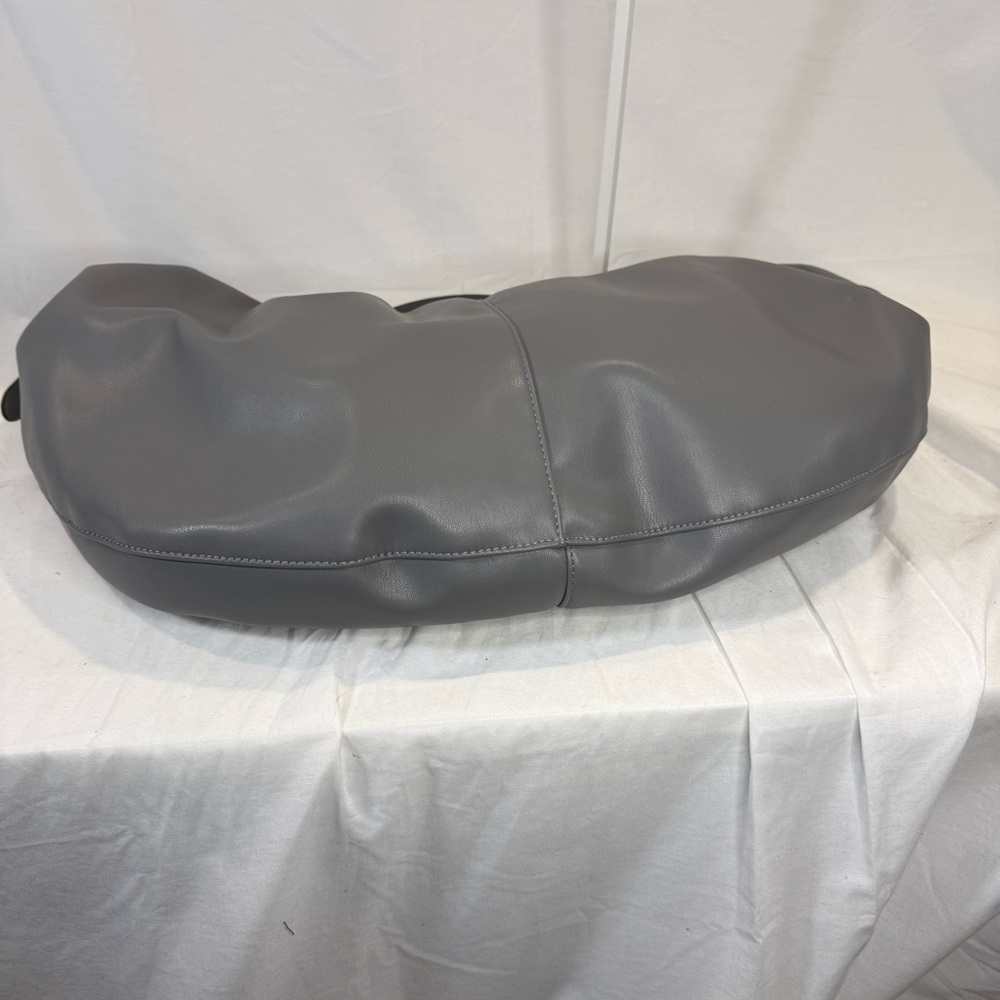Oversized Gray Slouchy Rounded Shoulder / Crossbody Bag, H&M, NWT - Picture 10 of 12